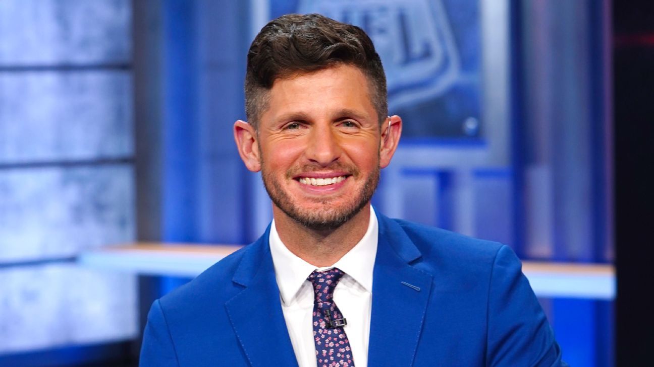 ESPN's Dan Orlovsky receives calls from NFL teams about interest in  coaching - ESPN