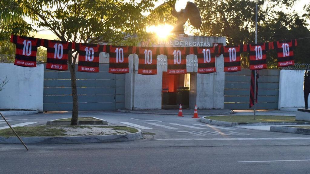 Tragédia no Ninho completa 15 meses com negociações entre Flamengo e família paradas