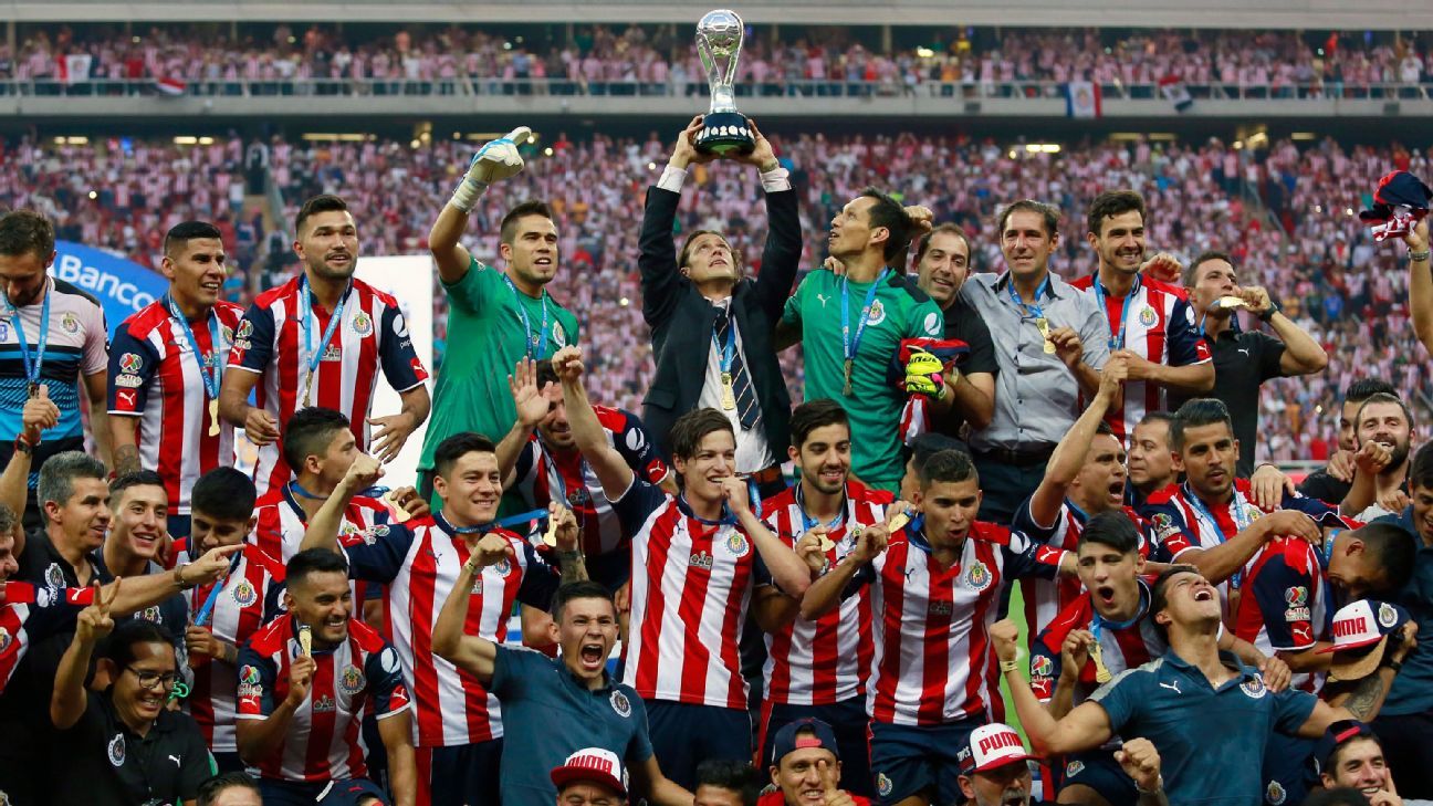 Futbolistas de Chivas campeón en 2017 que ya no están en Liga MX