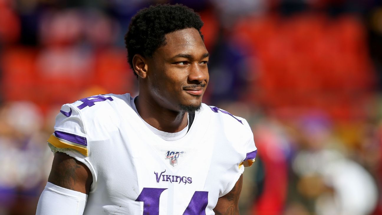 Minnesota Vikings' Stefon Diggs works out in Arizona Cardinals shirt