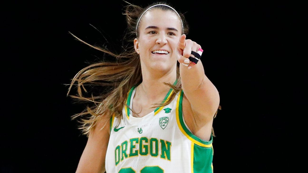 Former Oregon Ducks star Sabrina Ionescu makes her WNBA debut
