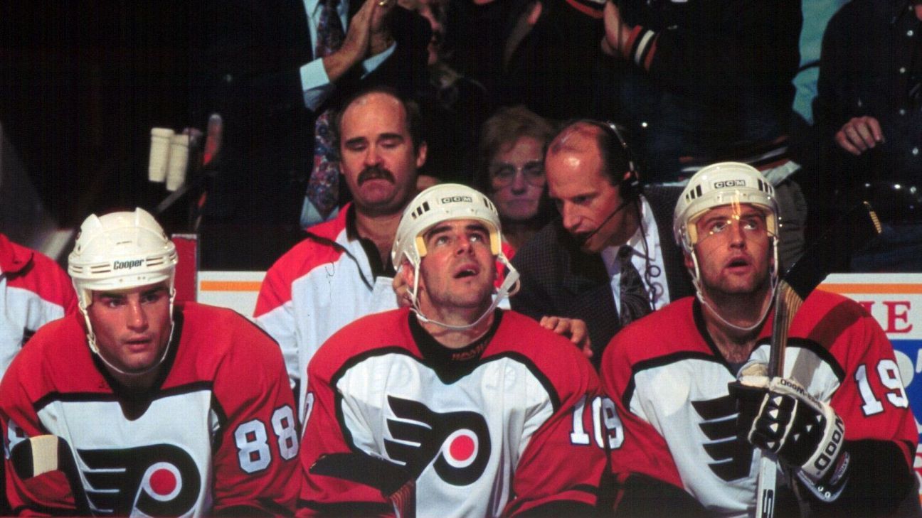 Ranking the 5 Best Wingers in Philadelphia Flyers History