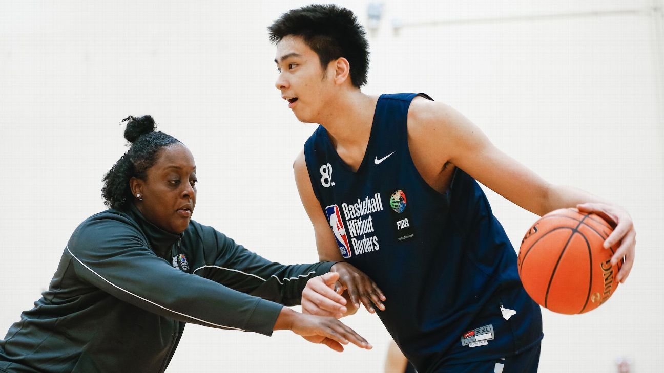 7'2 prospect Kai Sotto to work out with Knicks in hopes of becoming first  Philippine-born NBA player