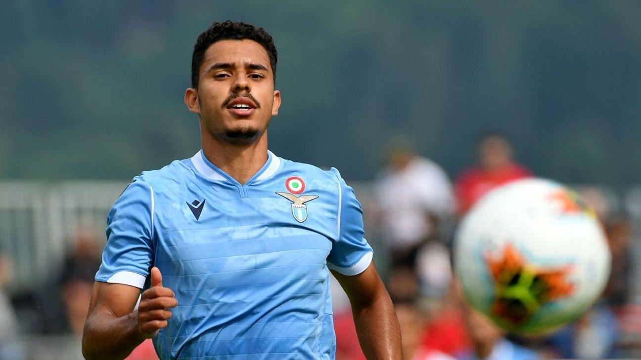 Meia brasileiro da Lazio na mira do Flamengo