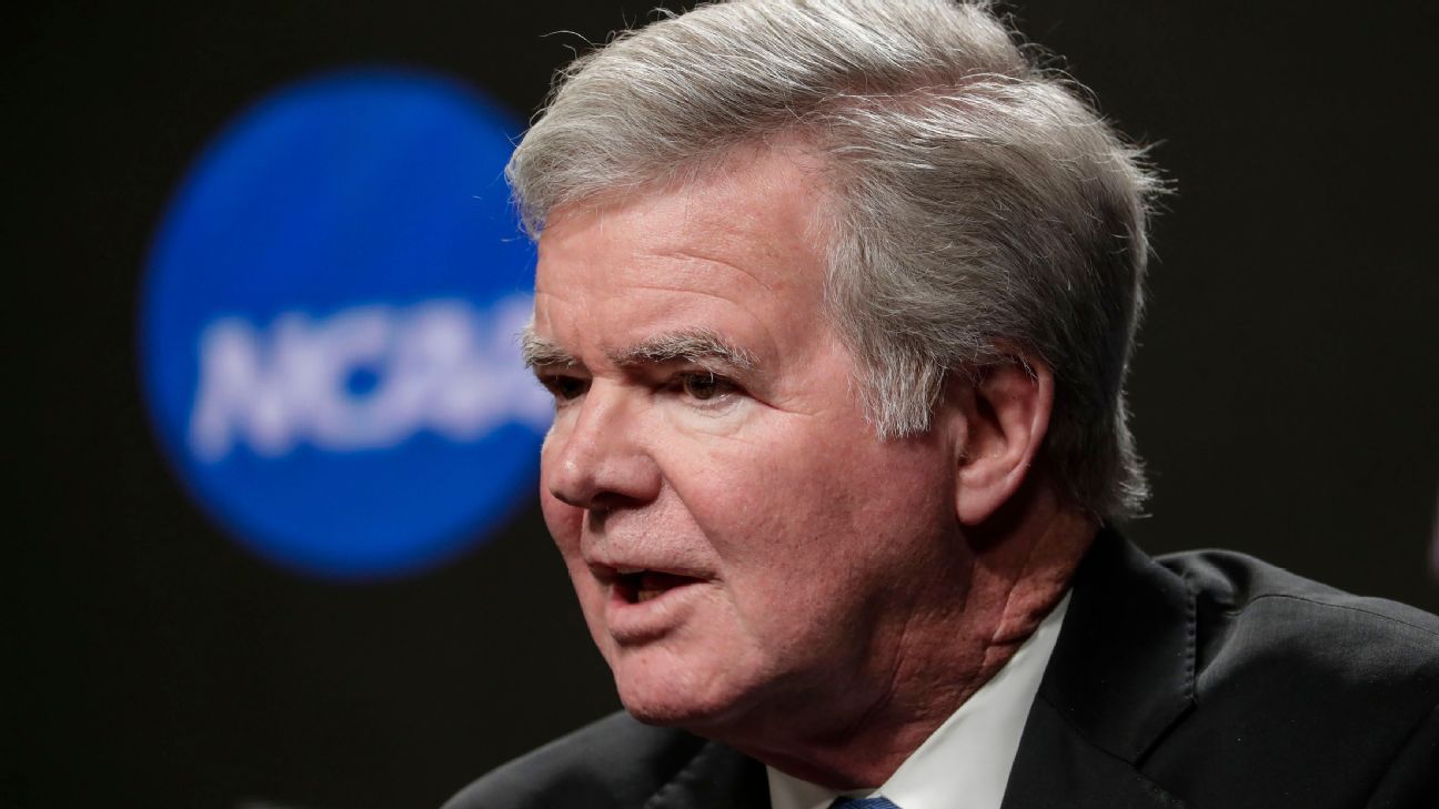 Emmert: No NCAA championships for fall sports