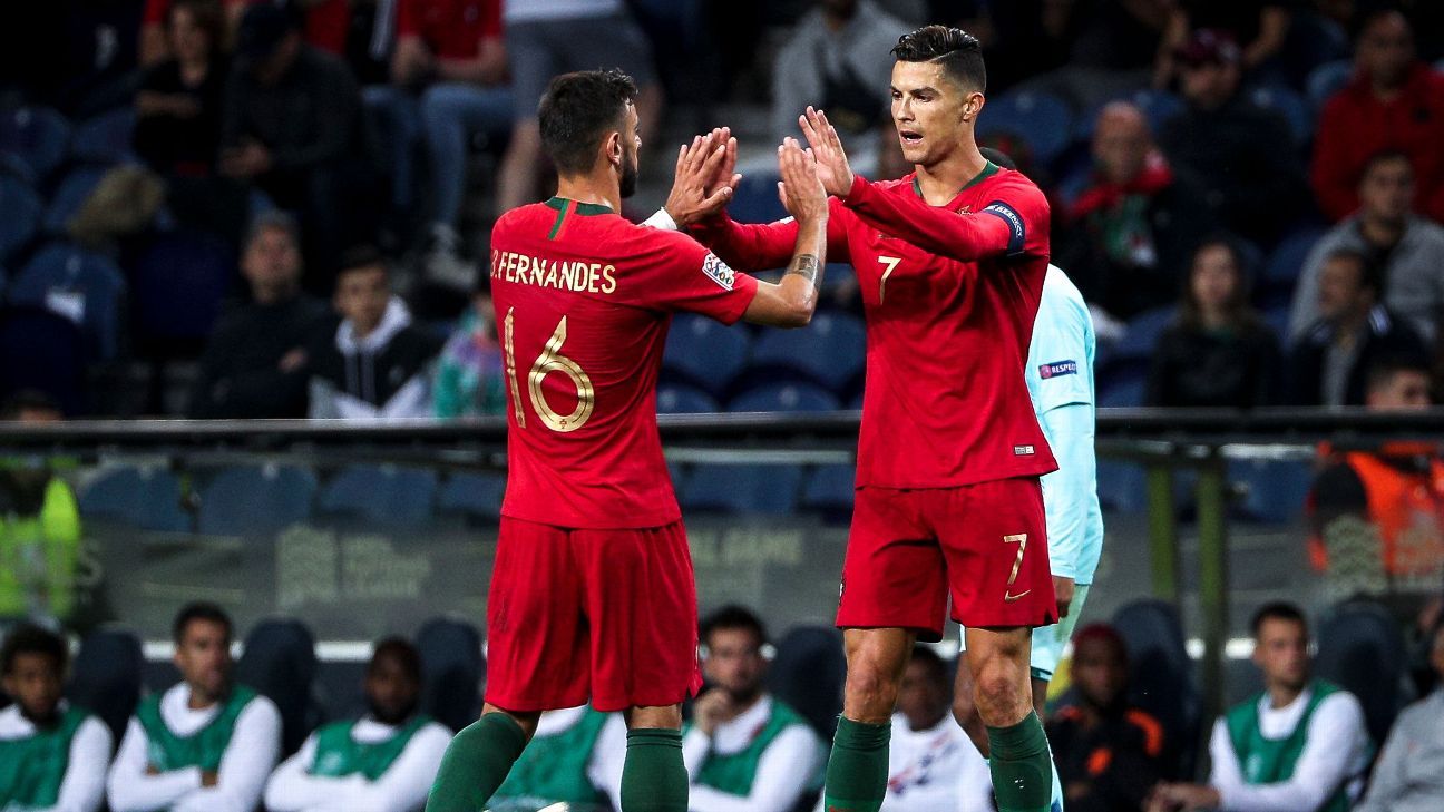 Sneaky Ronaldo tries to claim Fernandes goal in Portugal win - ESPN