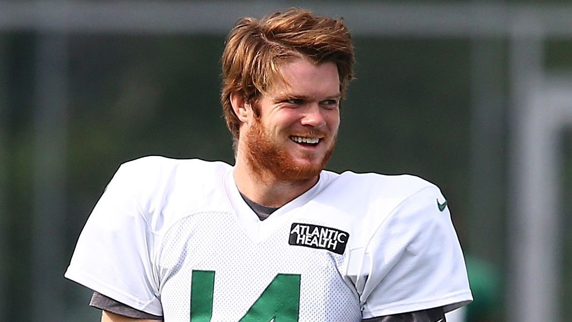 Jets-Panthers Sam Darnold trade gets mixed reviews  QB was 'the absolute  least of the Jets' problems' 