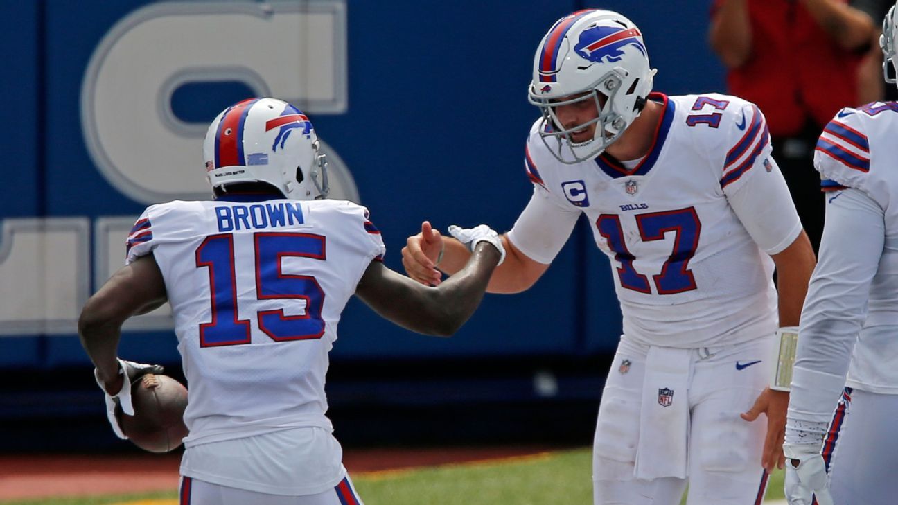 Buffalo Bills receiver John Brown makes it look easy with firsthalf TD