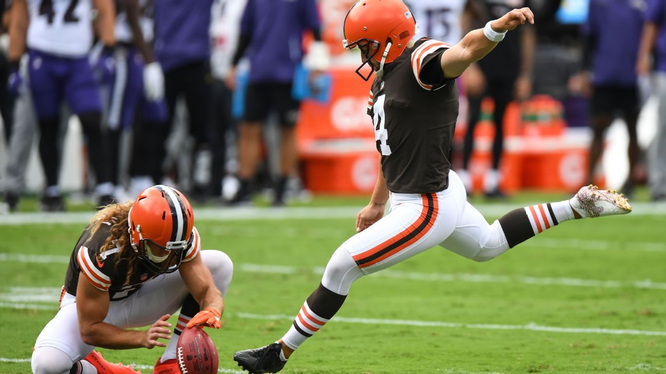 Kicker Randy Bullock of the New York Jets kicks off against the