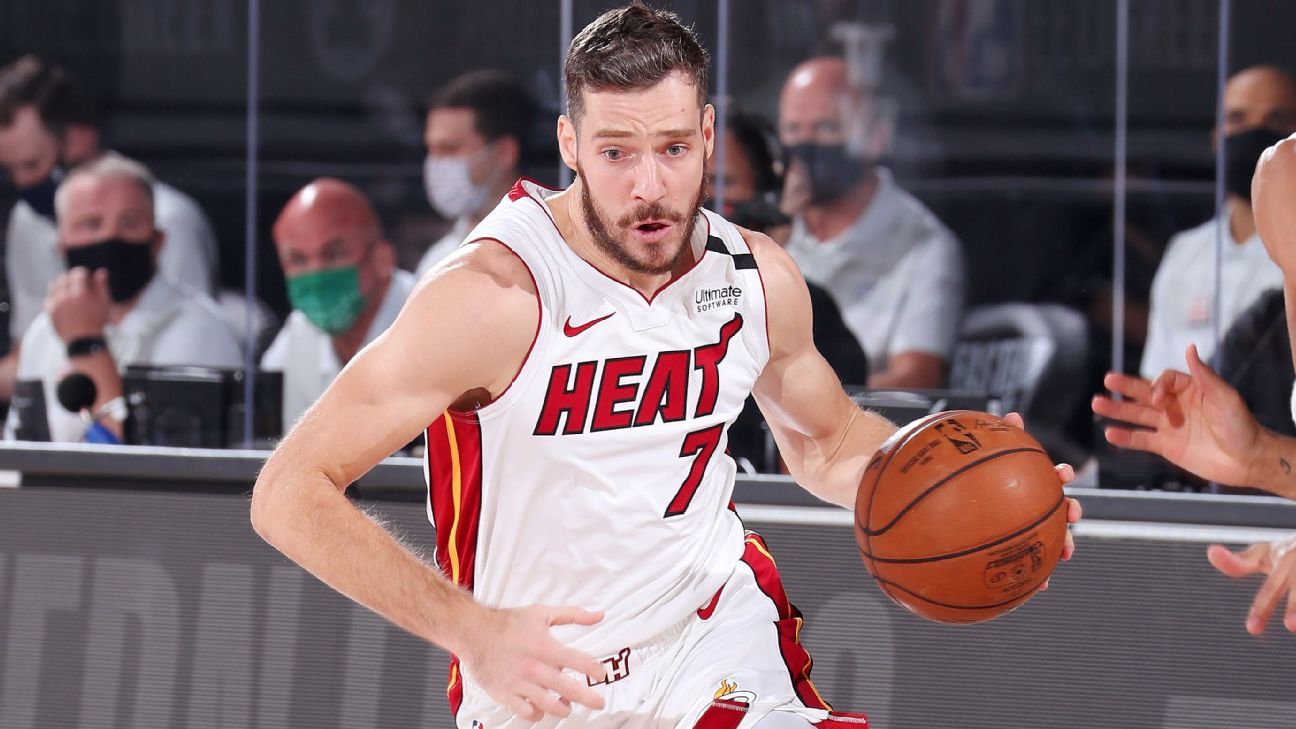Goran Dragic Meyers Leonard Quickly Agree To Remain With Miami Heat