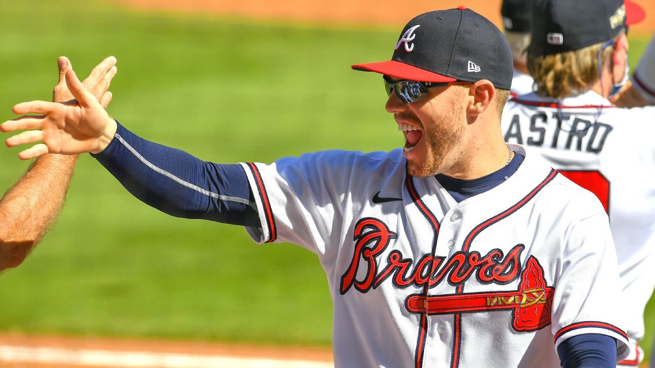 Austin Riley, Travis d'Arnaud give Braves just enough offense