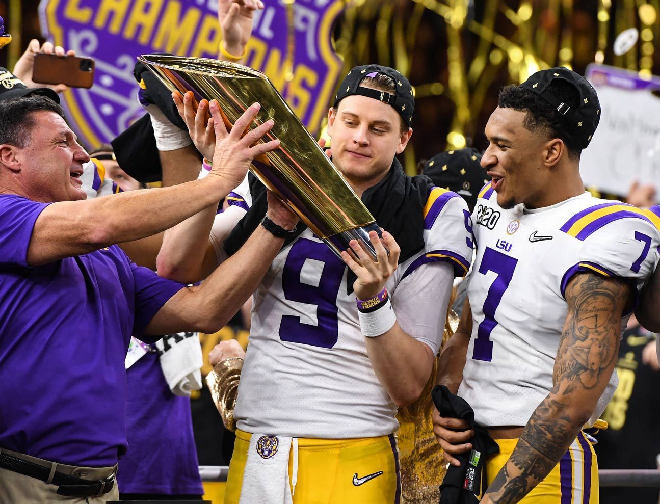 MVPS Burrow & Lawrence honored at LSU BBall game