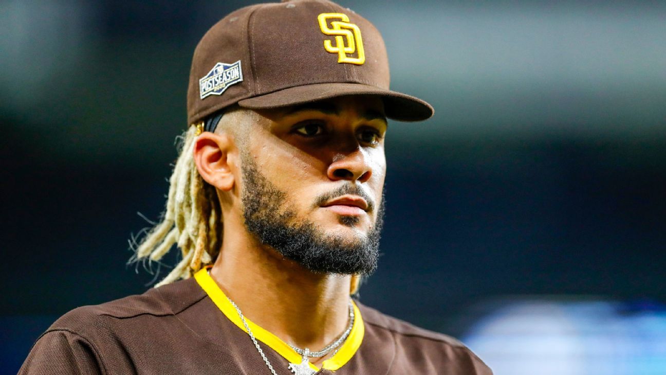 Padres lock up Tatis Jr. to reported 14-year, $340M deal