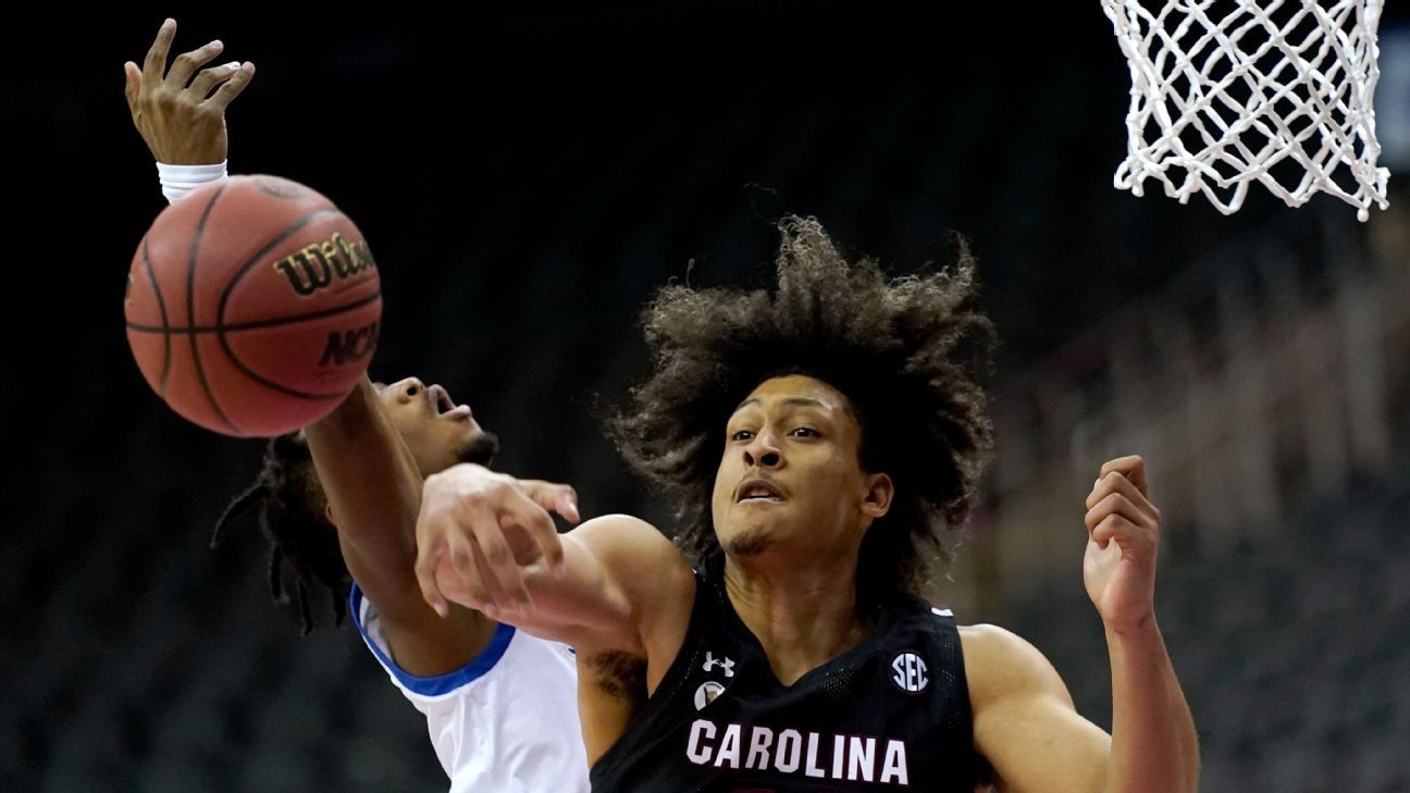South Carolina’s Alanzo Frink is expected to miss the rest of the season for medical reasons