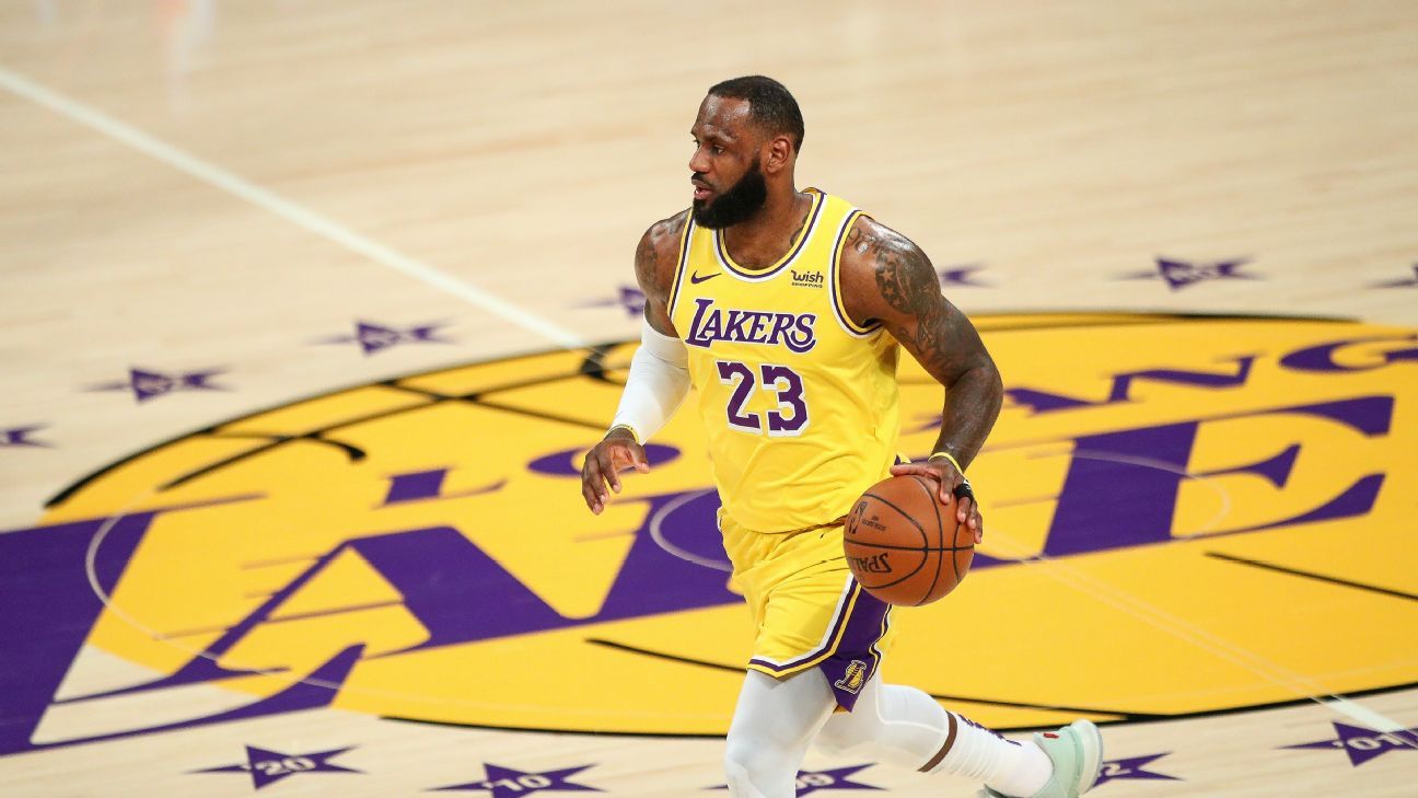 Why LeBron James' far-fetched Tom Brady football analogy makes zero sense  for Lakers