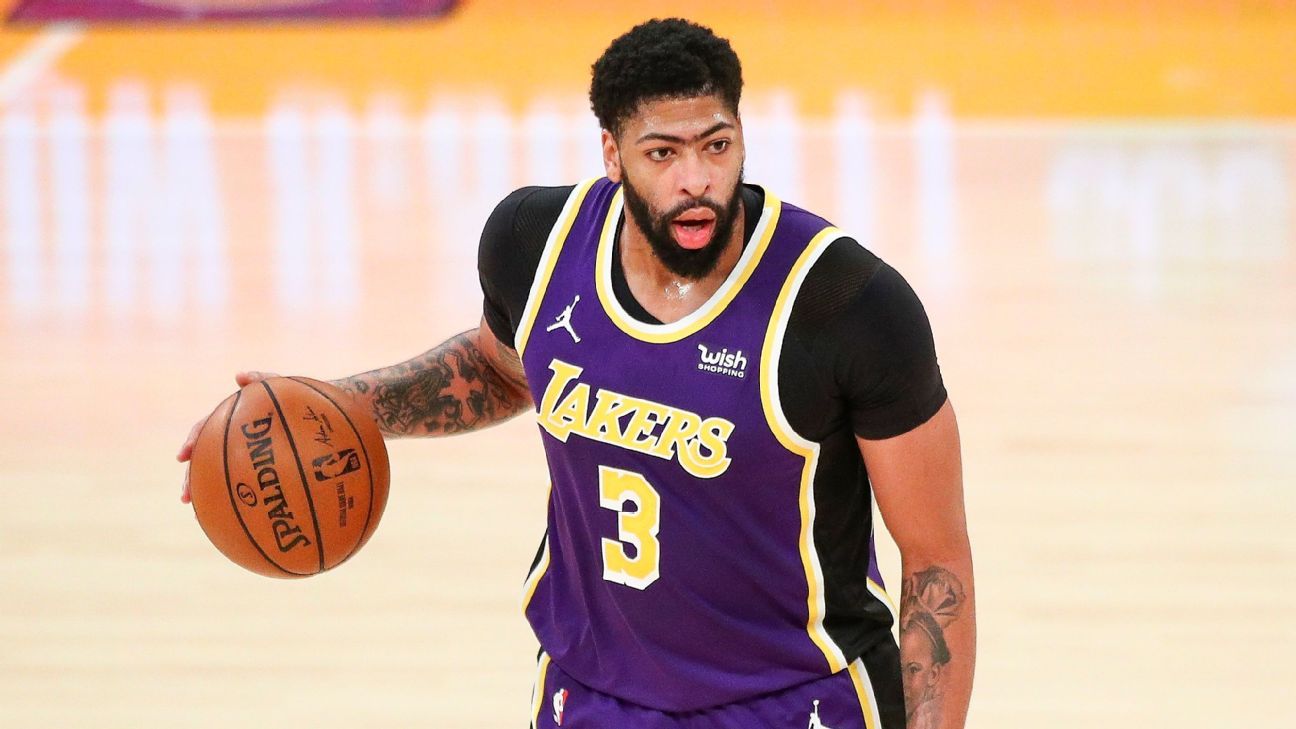 Anthony Davis of the Los Angeles Lakers has been playing “conservative” with his injuries for 4 weeks