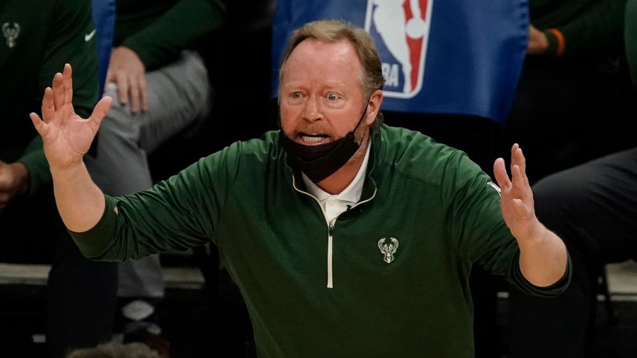 Coach Mike Budenholzer accepts 3-year extension with Bucks