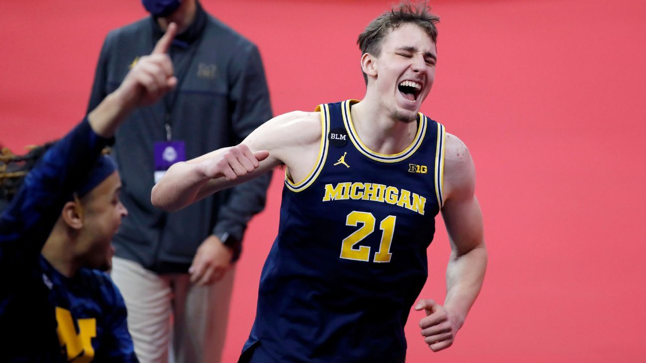 Michigan jumps Baylor to second place behind Gonzaga in the Top 25 men’s basketball poll