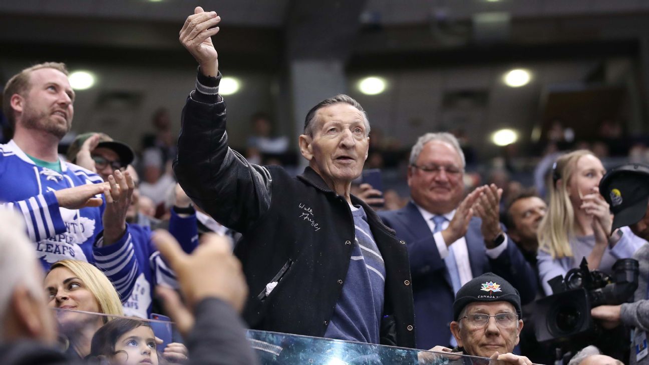 Walter Gretzky, father of NHL great Wayne Gretzky, dies at age 82