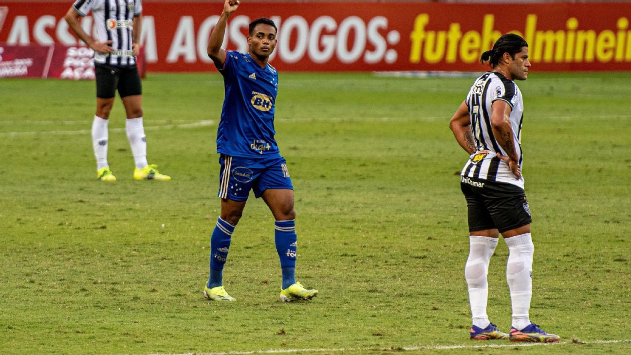 Hulk decepciona em 1º Atlético-MG x Cruzeiro, erra tudo em ...