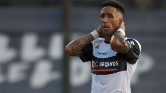 Atacante ex-Grêmio é diagnosticado com problema cardíaco após contrair COVID-19