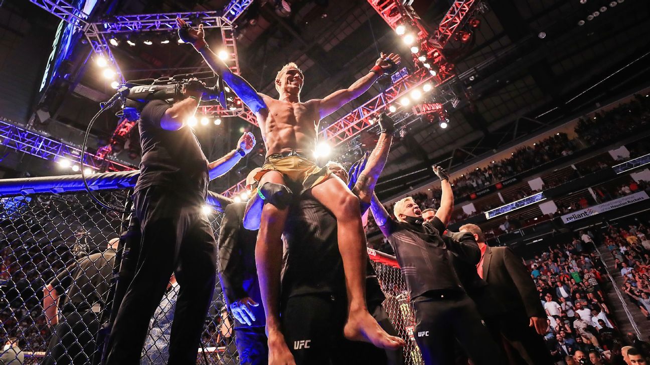 Fighter on Fighter: Breaking down UFC 262's Charles Oliveira - verloop.io