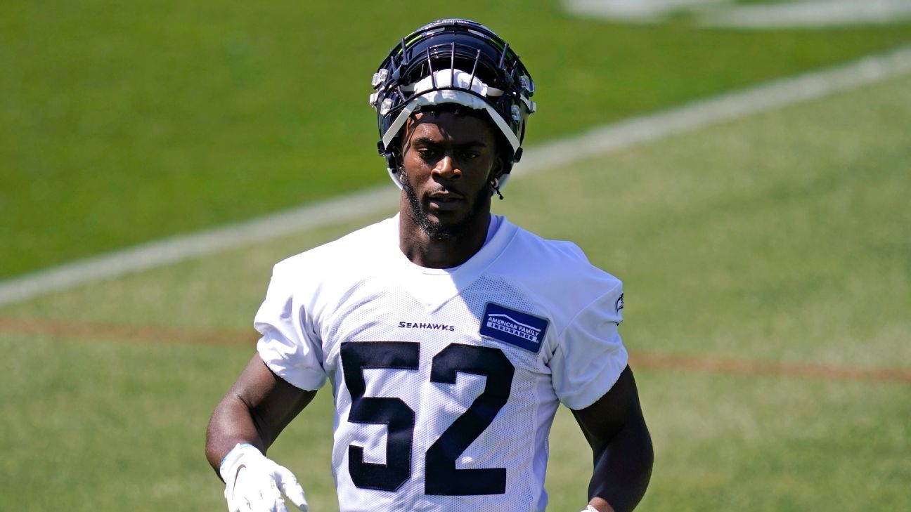 October 16, 2022: Seattle Seahawks linebacker Darrell Taylor (52