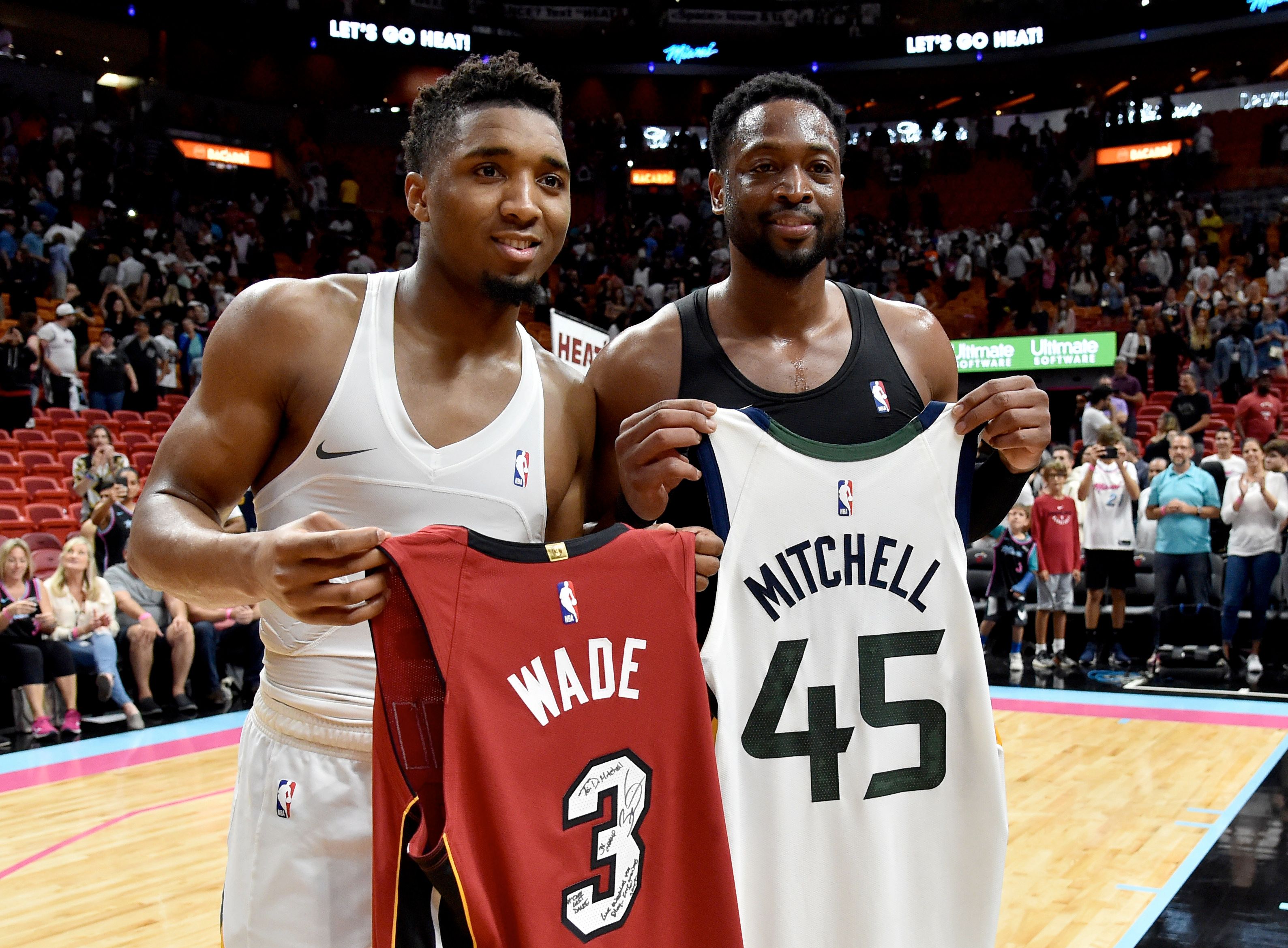 LeBron James, Kevin Durant, Benny the Bull and Lil Penny highlight hoop fans' stroll down 'NBA Lane'