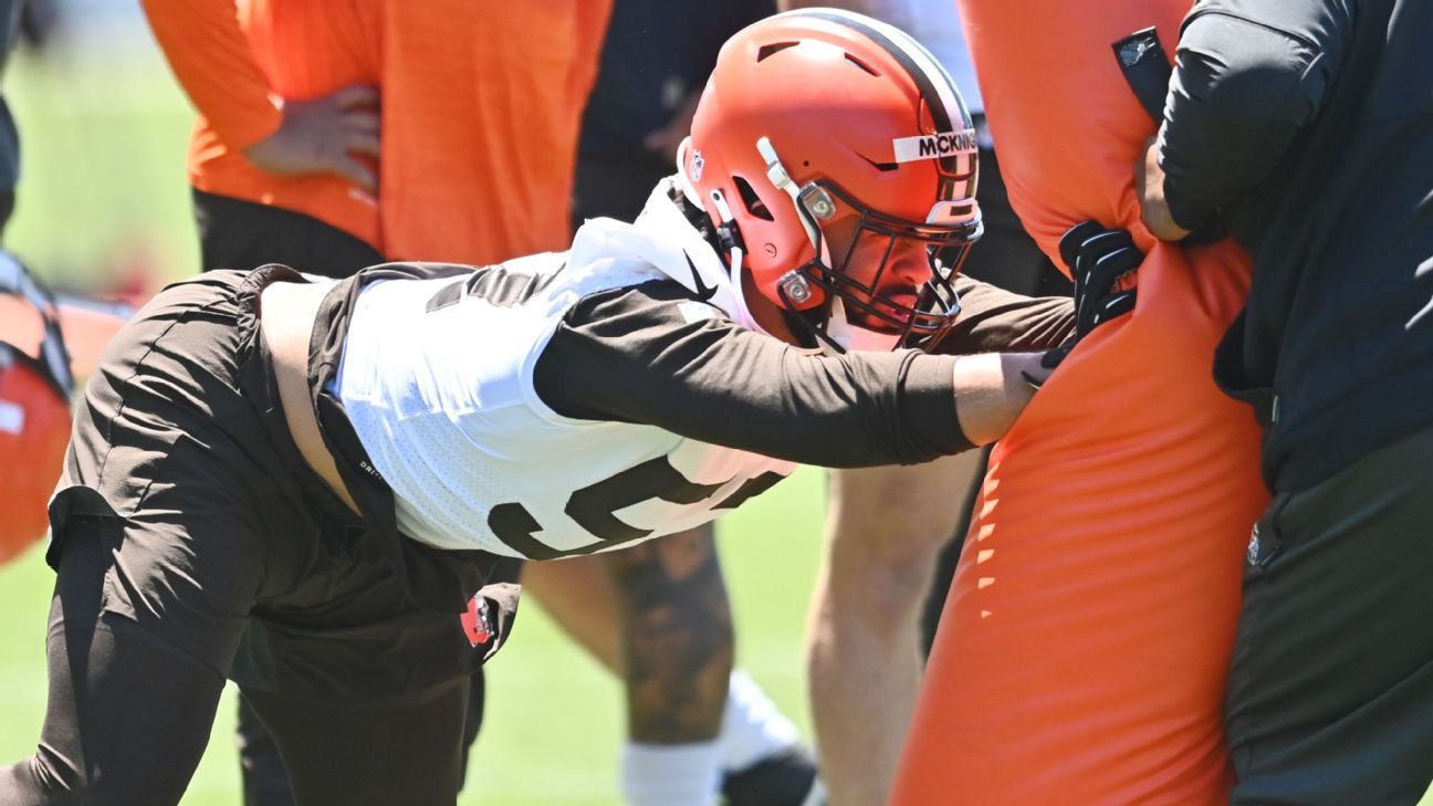 Rookies Owusu-Koramoah, Newsome have been bright spots for Browns