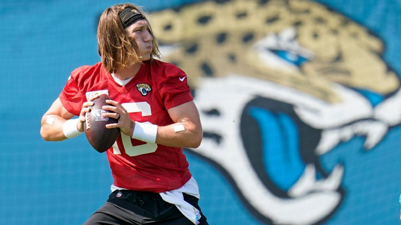 NFL training camp updates: Trevor Lawrence struggles, Bucs watch Olympics, fans attend practices and more - ESPN