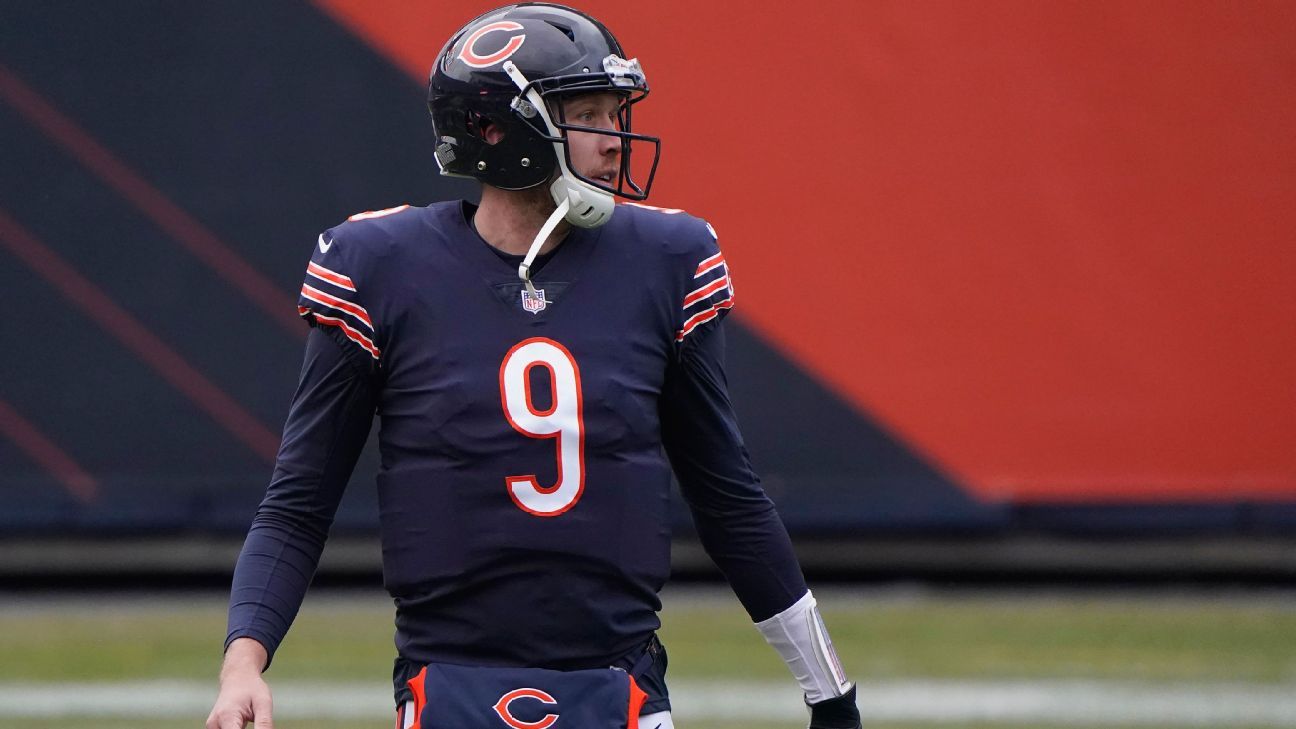 Chicago Bears agree to release quarterback Nick Foles after two seasons