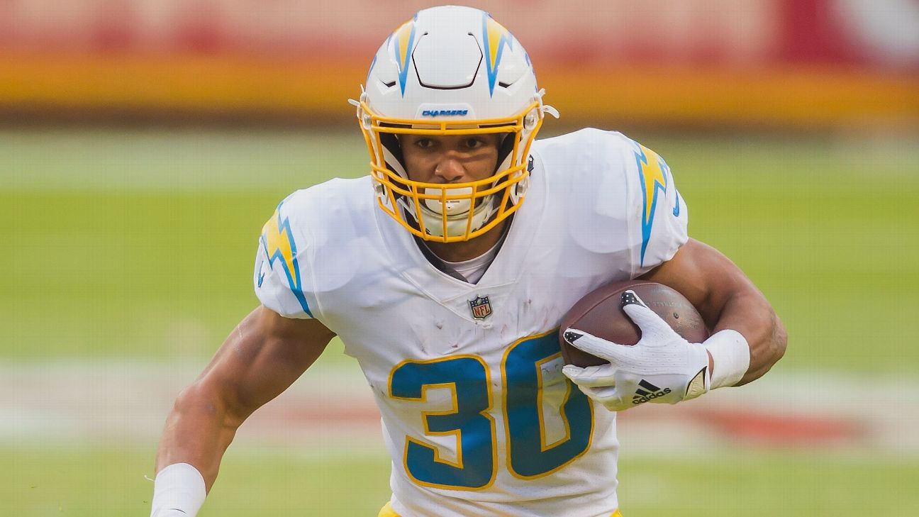 Austin Ekeler offers signed jerseys to fantasy football players who win  with Los Angeles Chargers RB - ESPN