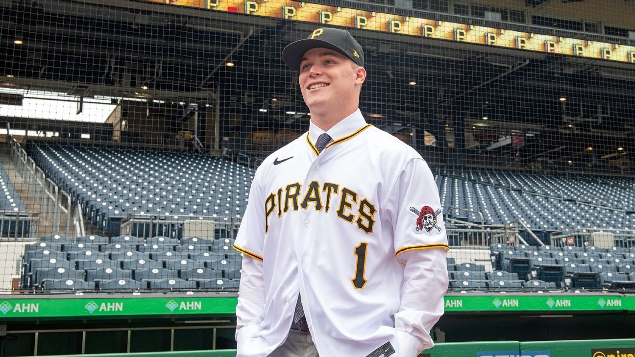 Pirates' 2021 1st overall pick Davis rips double down the line in  first-career at-bat - BVM Sports