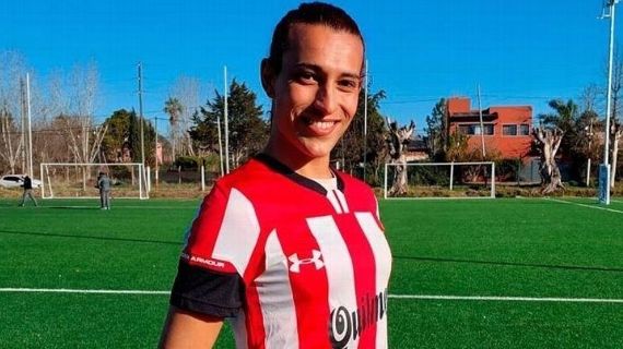 Una semana inolvidable para Mara Gómez: se recibió de enfermera y debutó en Estudiantes de La Plata
