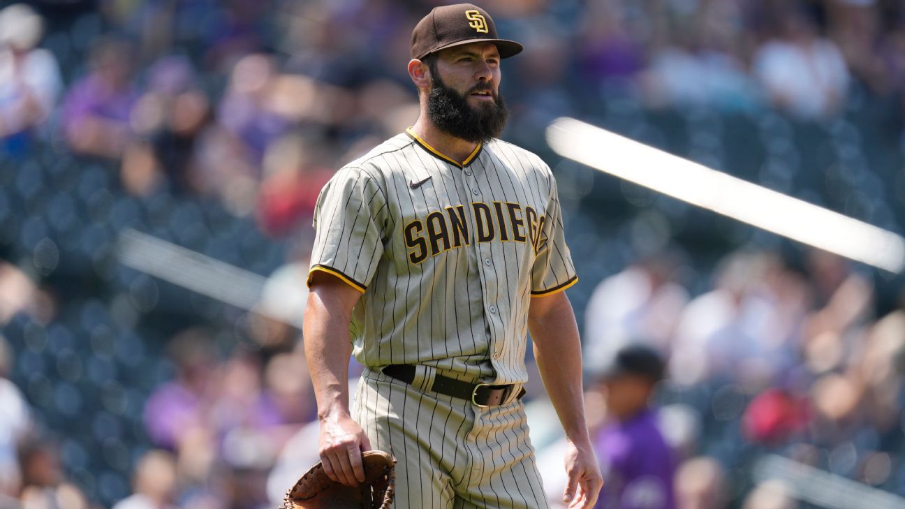 Jake Arrieta exits with apparent leg injury as Pirates rout Cubs