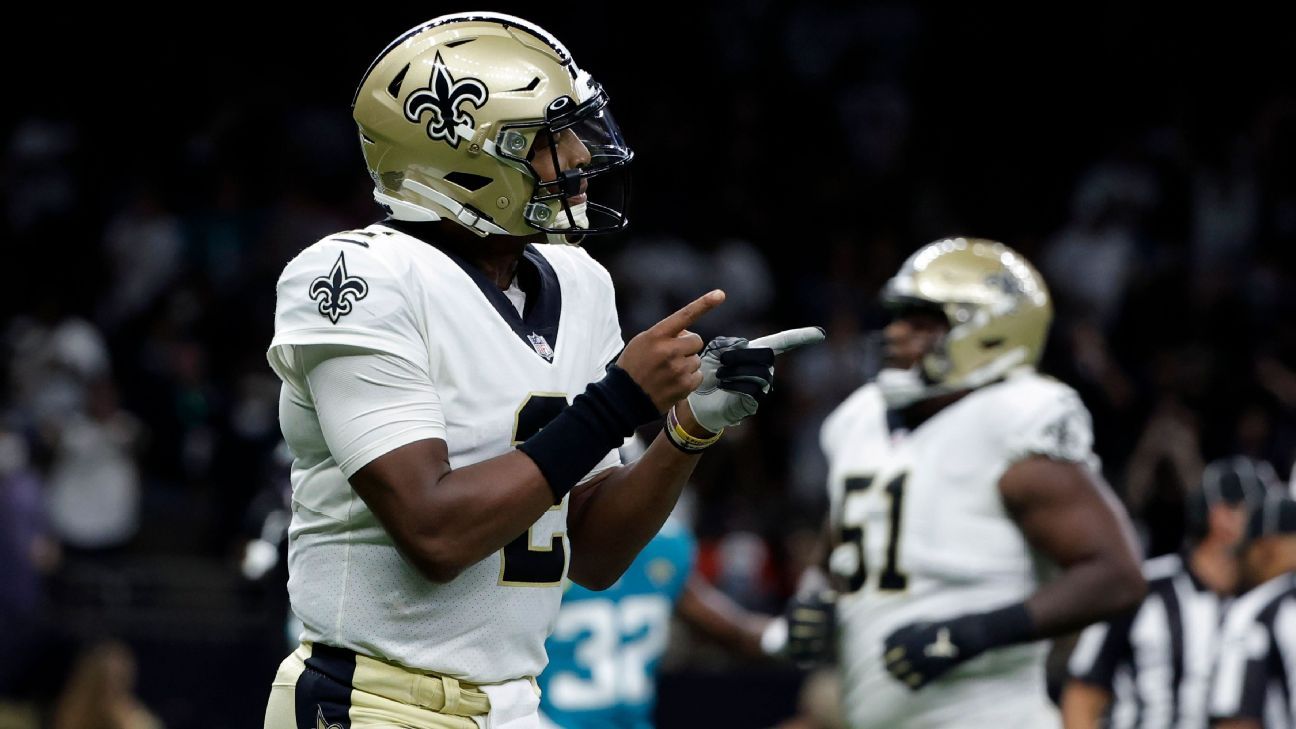 Jameis Winston of New Orleans Saints throws for 123 yards, 2 TDs on 9 of 10 in the first quarter of the preseason showcase