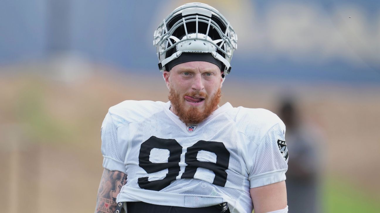 Maxx Crosby combines flash, maturity to emerge as Raiders' leader