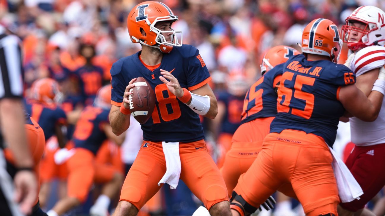 August 28, 2021: Illinois Fighting Illini quarterback Brandon Peters (18)  in action during the NCAA football game between Illinois Fighting Illini vs  Nebraska Cornhuskers at Memorial Stadium in Champaign, Illinois. Dean  Reid/CSM/Sipa