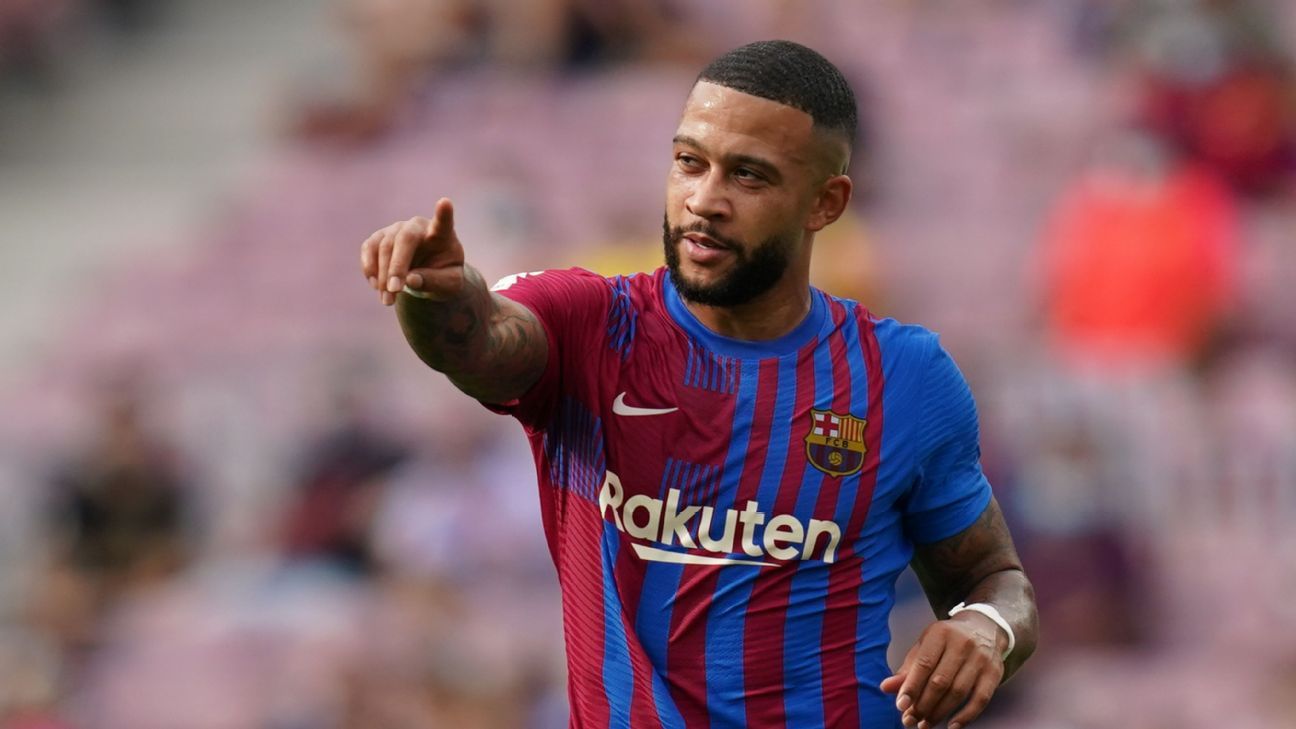 Depay, the only one who survives a disappointing Barcelona
