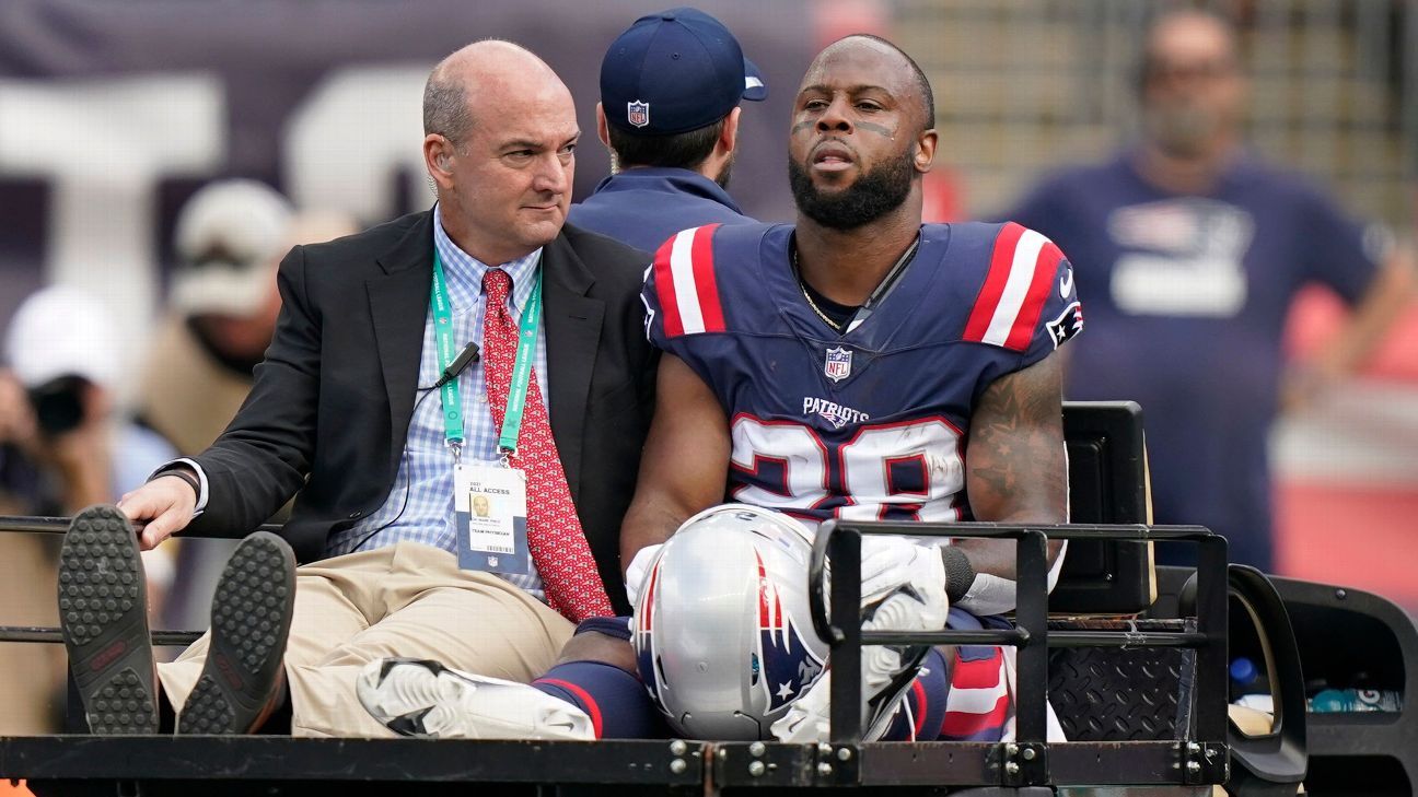 New England Patriots RB James White expected out for season with hip injury, sou..