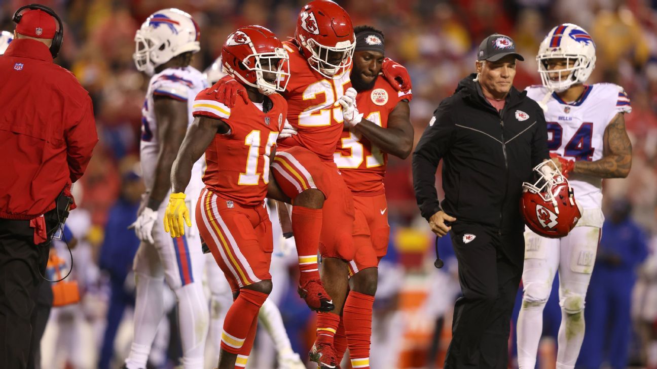 MCL sprain to sideline Kansas City Chiefs RB Clyde Edwards-Helaire 'a few weeks,' source says
