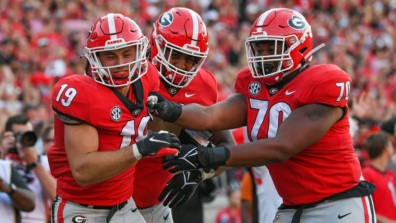 ESPN experts update College Football Playoff picks following Week 7