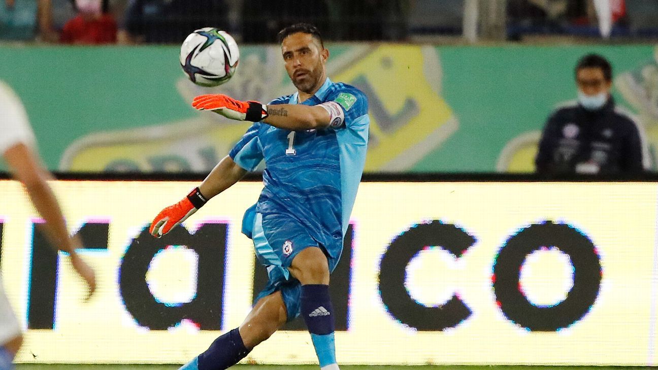 Claudio Bravo en acción