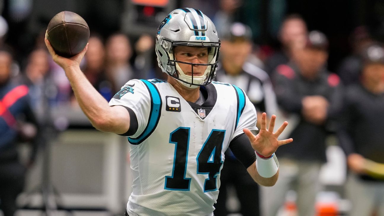 Carolina Panthers QB Sam Darnold, RB Christian McCaffrey active vs. New England ..