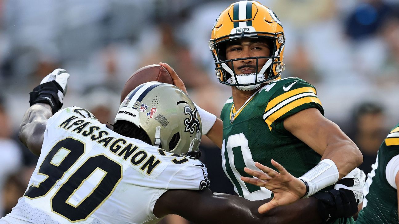 Jordan Love impresses in first NFL action in Packers' loss to Texans