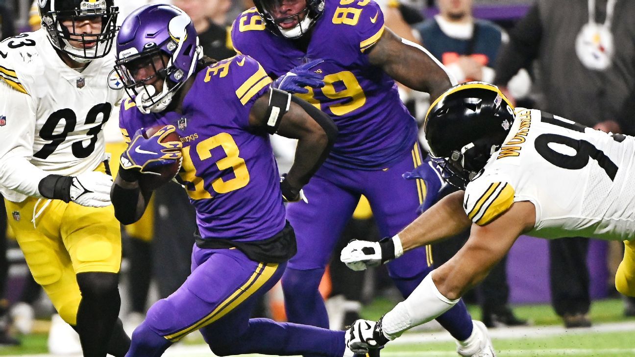 Vikings' Dalvin Cook scores twice, gains 153 yards rushing in first half vs. Steelers