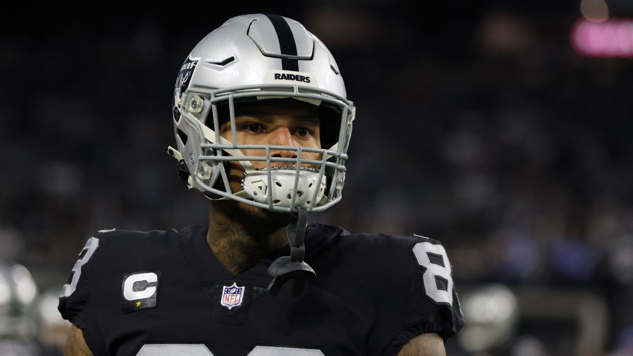 Las Vegas Raiders' Darren Waller says battle for sobriety made