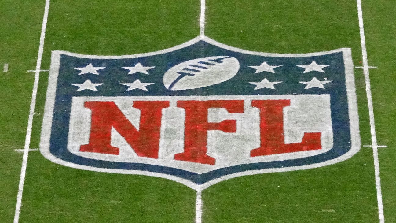 Los funcionarios de la NFL apoyan el cambio de regla propuesto para el tackle con caída de cadera en medio de protestas