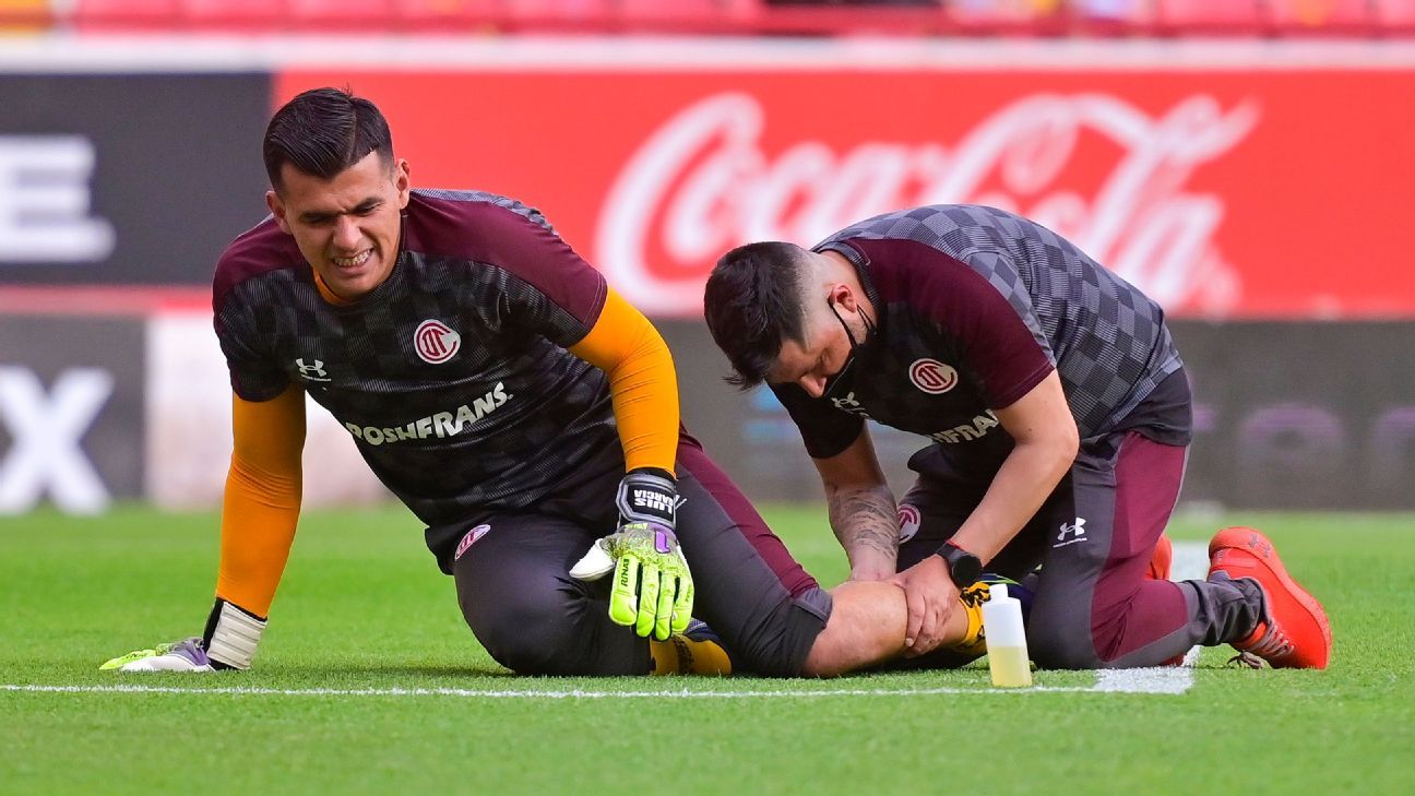 Luis García, portero de Toluca, se lesionó durante calentamiento ESPN