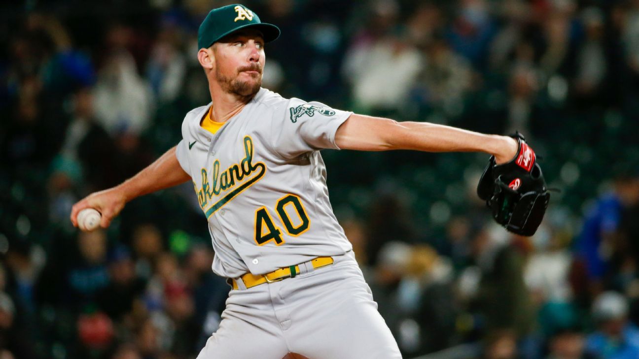 New York Mets acquire RHP Chris Bassitt from Oakland Athletics after All-Star se..